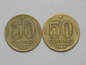 50 Centavos – 1944 / Variante Sem Sigla – uma com 44 empastado / Catalogadas / Duas moedas