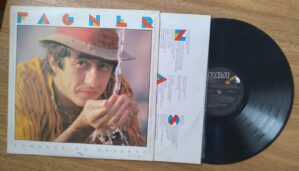 Vinil lp RCA Ariola Fagner Romance no deserto com encarte / Incêndio Chorar é preciso.