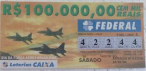 Loteria Federal 3827 2004 / Dia da FAB / 1 décimo.