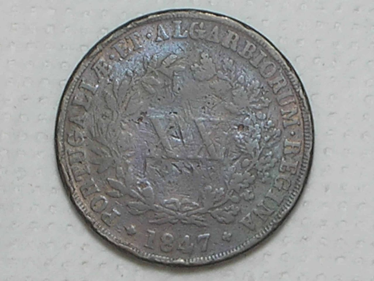 Portugal) XX Réis - 1847 / D. Maria II / Primeira da Séria / Cobre / p.01