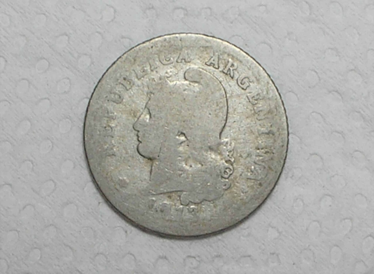 Argentina) 10 Centavos - 1913 / Co/Ni / box32