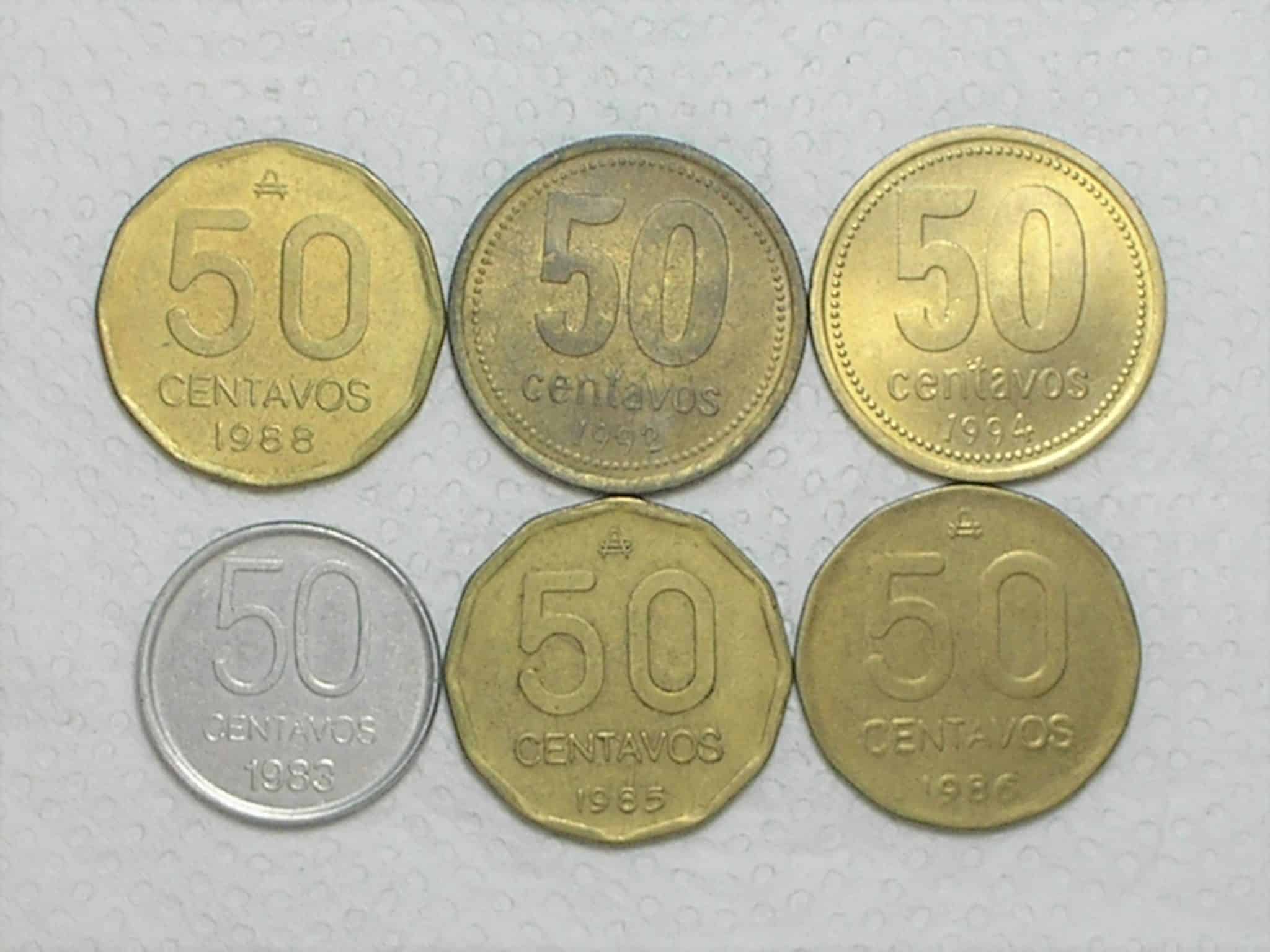 Argentina) 50 Centavos - 1983/85/86/88/92/94 / Brass. / box33