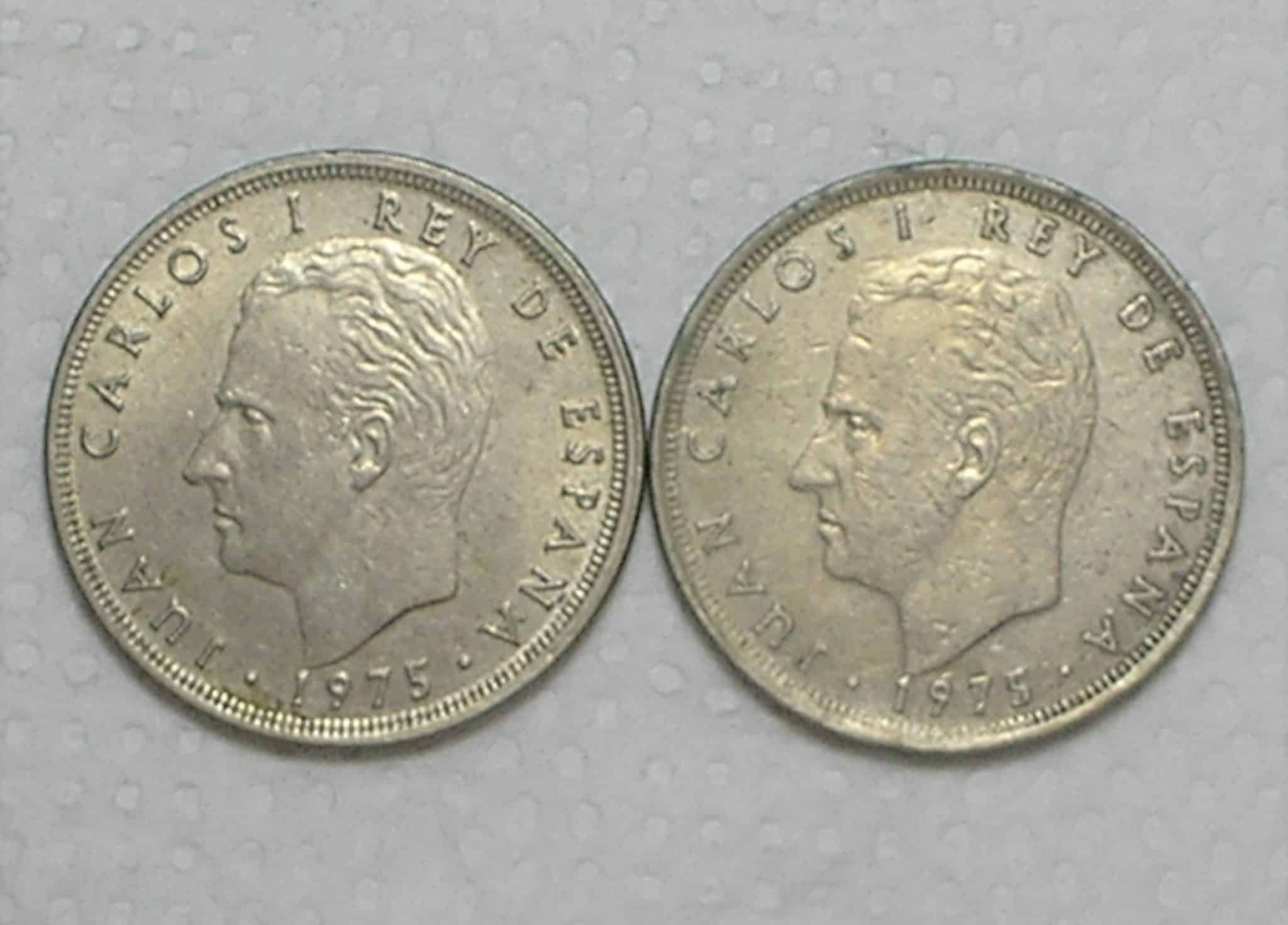 Espanha) 25 Pesetas - 1975(77)(78) / Co/Ni / box33