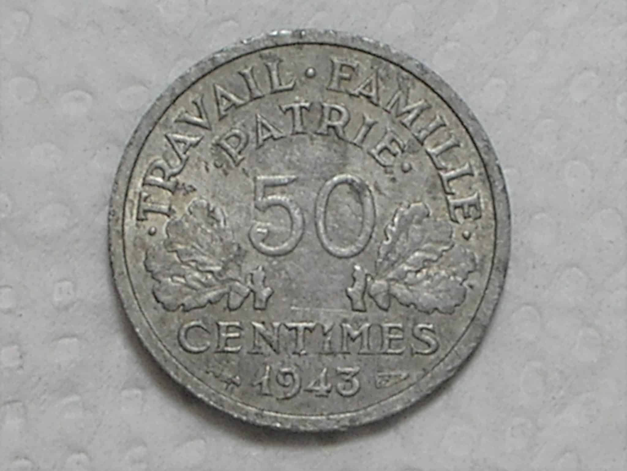 França) 50 Centimes - 1943-b / Raro / Al / box34