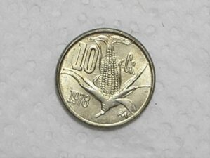 México) 10 Centavos - 1978 - Variety II - Rev. 5 full, plus one partial row at left, blunt stem, Narrow Date / Co/Ni / Sob / box36