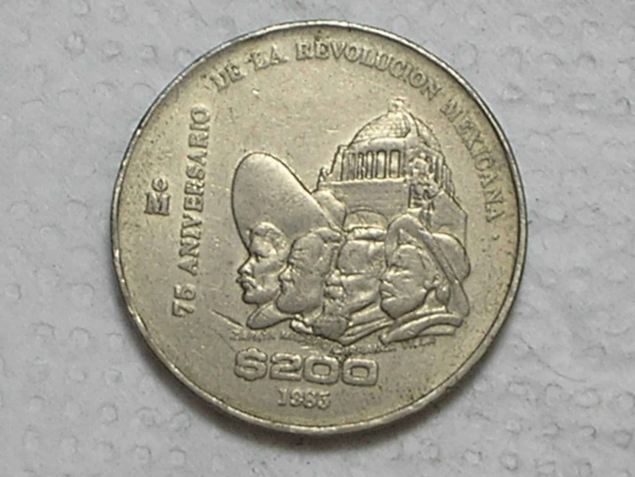 México) 200 Pesos - 1985 - 75º Aniversario da Revolucion Mexicana / Co/Ni / Escassa / box36