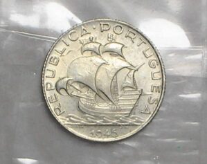 Portugal) 2-1/2 Escudos - 1946 / Prata / Flor de cunho / box37