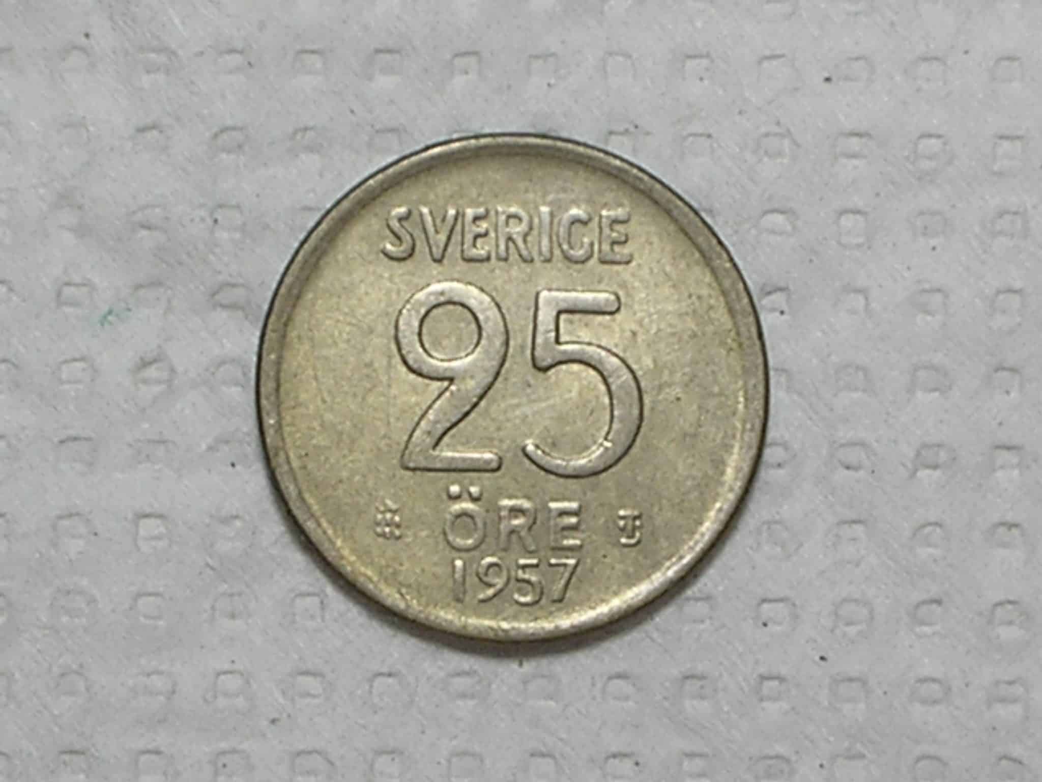 Suécia) 25 Ore - 1957 / prata / box38