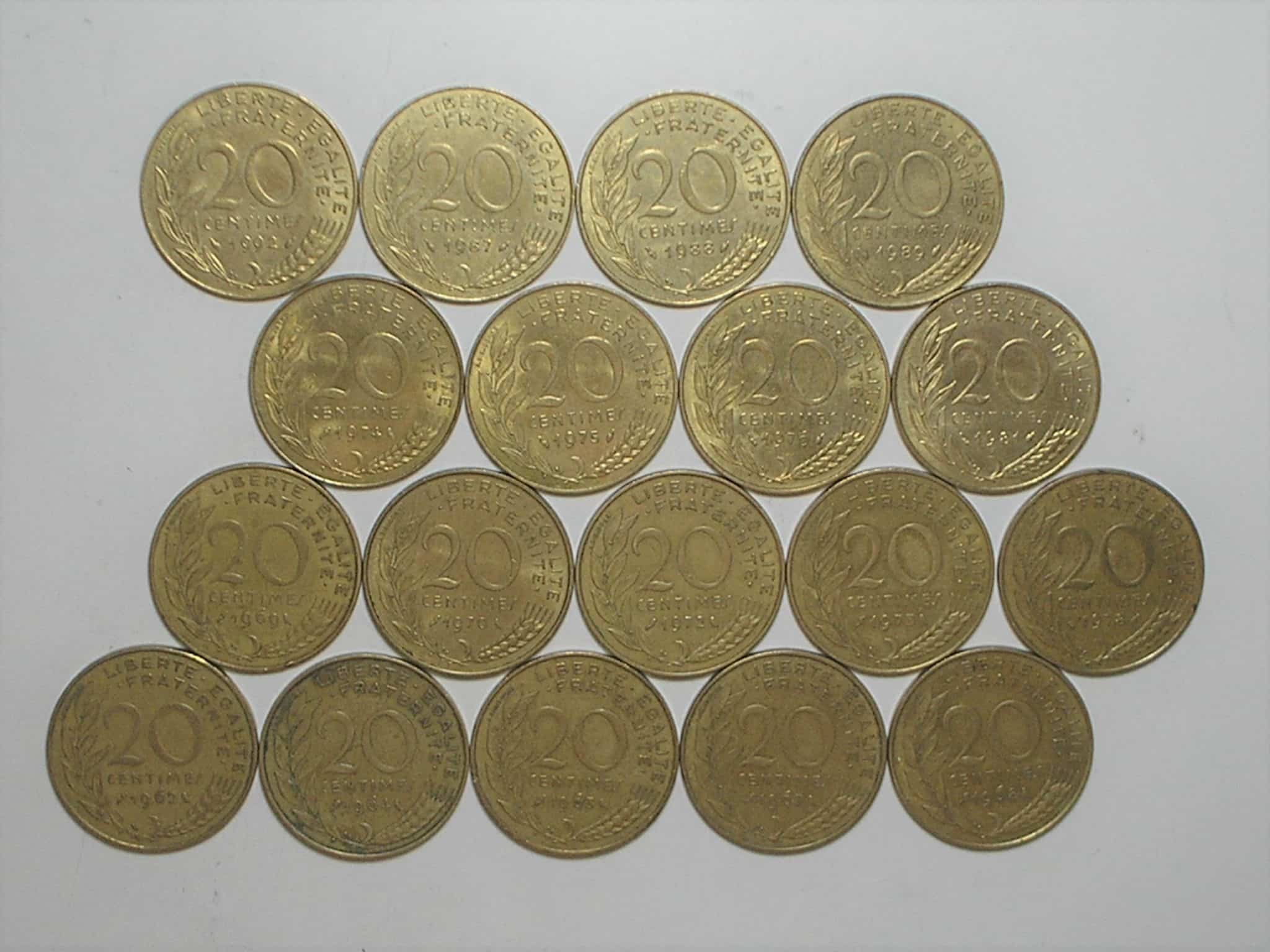 França) Coleção 20 Francos com 18 moedas, datas na descrição / Bz/Al / Todas em perfeitas condições / m400