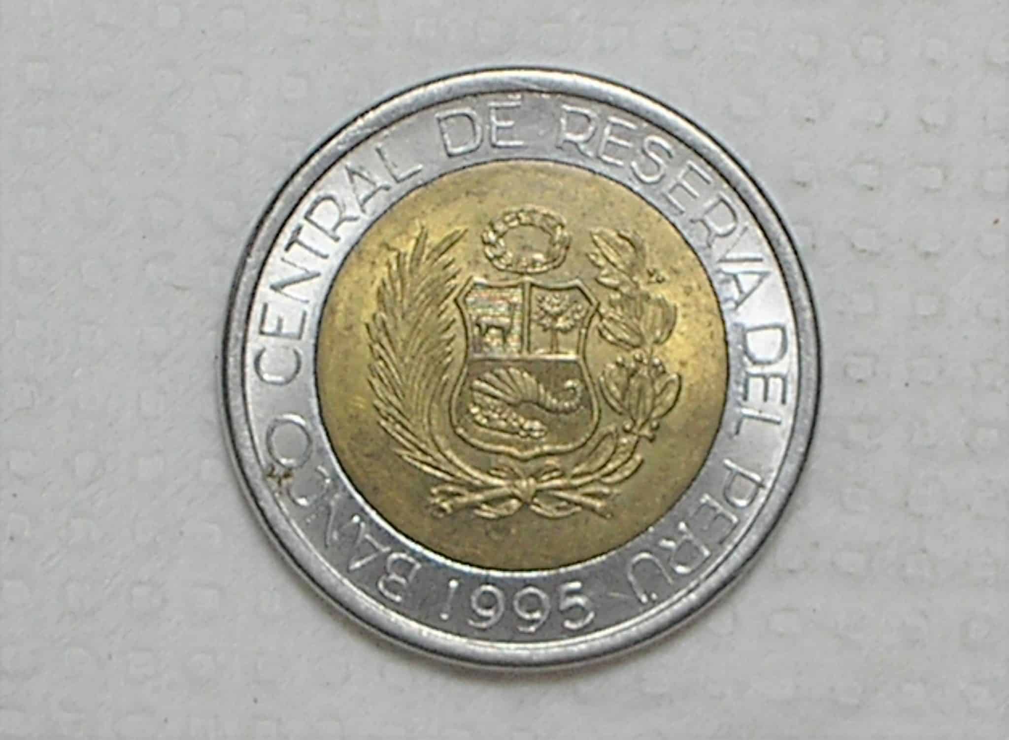 Peru) 5 Nuevos Soles - 1995 / Bimetal / Fc / box46