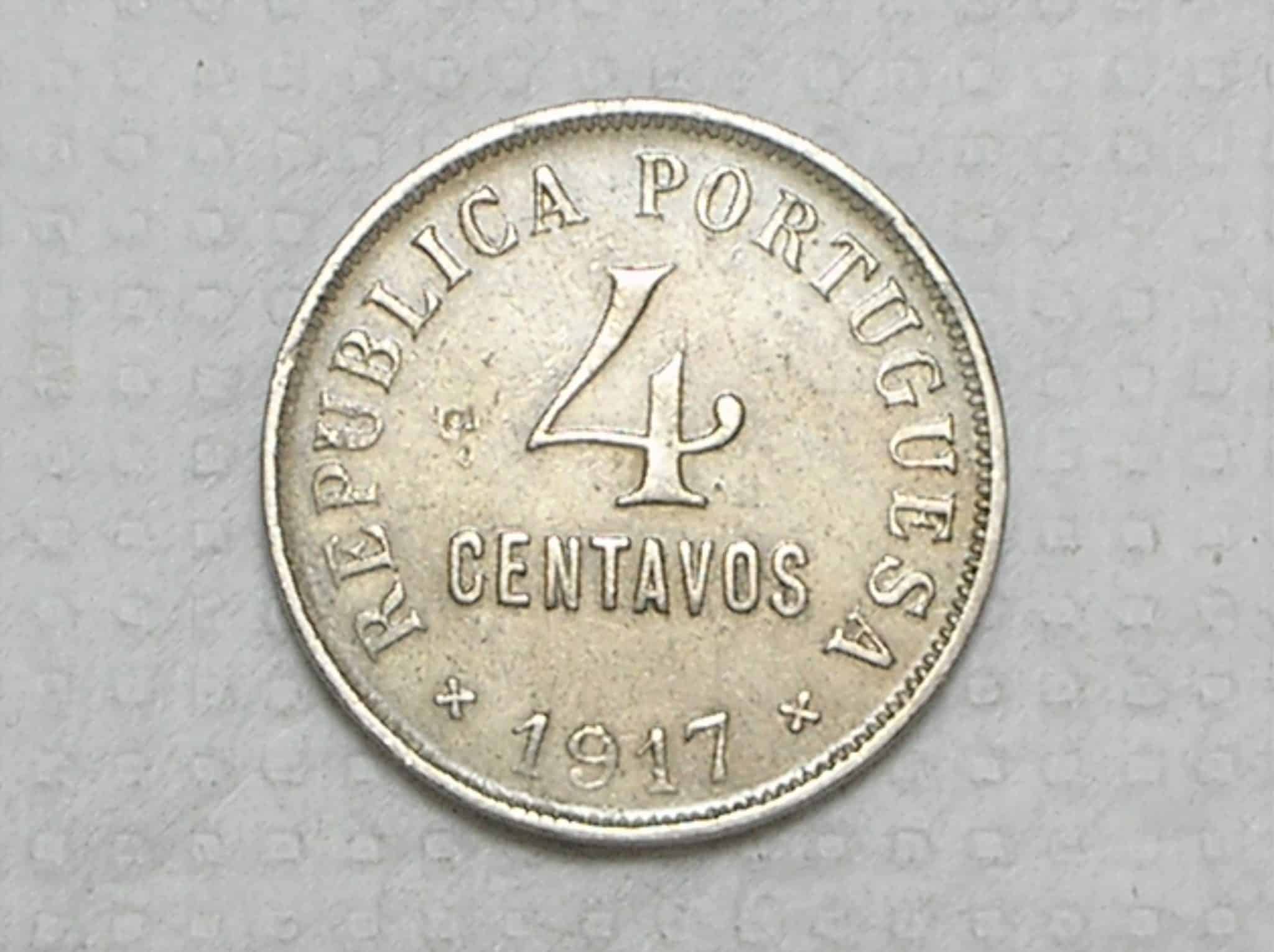 Portugal) 4 Centavos - 1917 / Co/Ni / box46