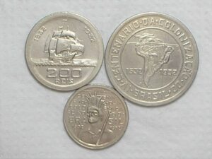 Série Vicentina) 100 / 200 / 400 Réis - 1932 / Sob/Flor - atrativas pra coleção / m420.2