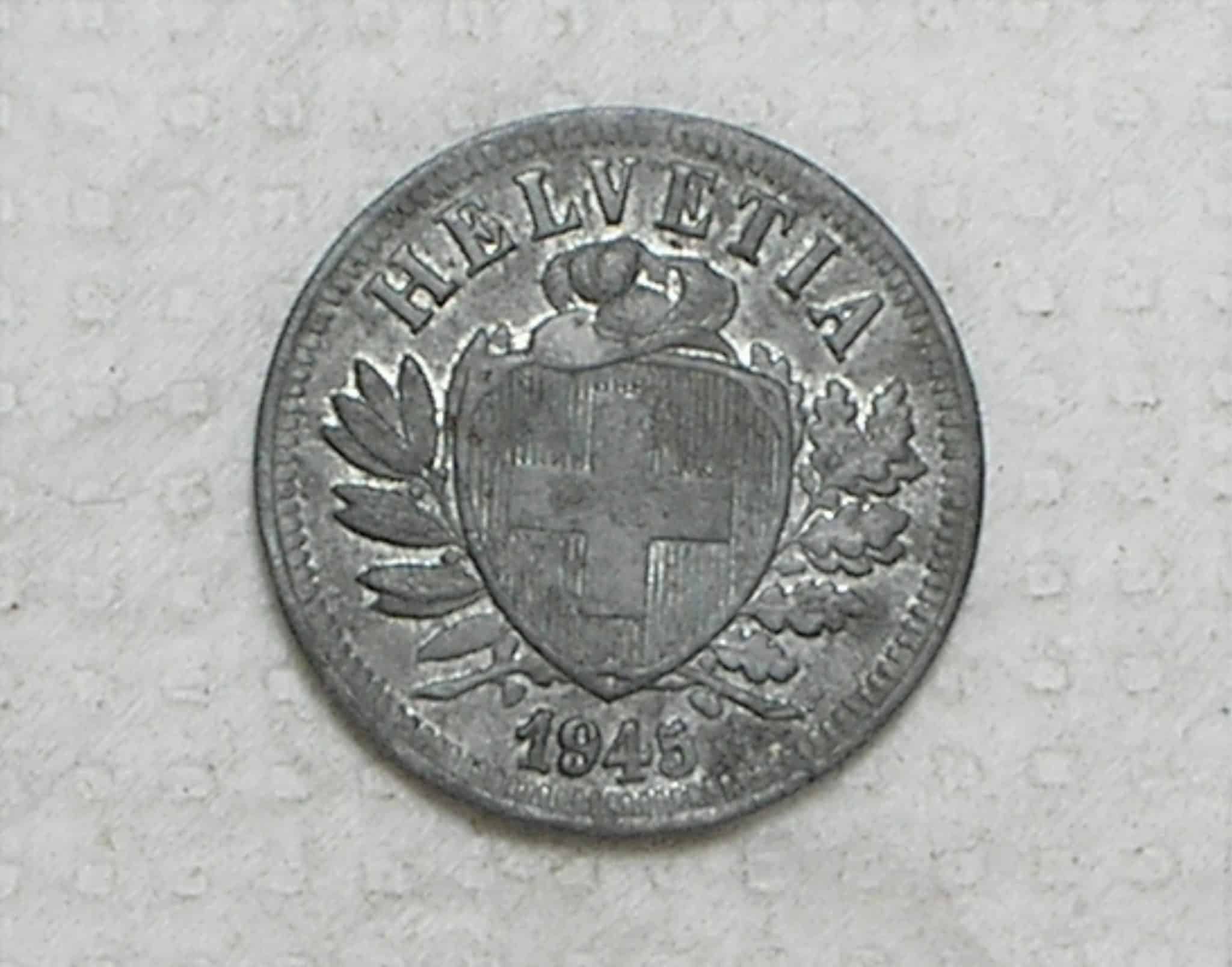 Suiça) 2 Rappen - 1945-b / Zinco / Sob / box46