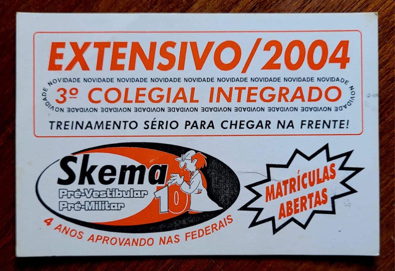 Calendário de Bolso (Tema Propaganda) Skema Pré Vestibular e Pré Militar - Pouso Alegre/MG - Ano 2004