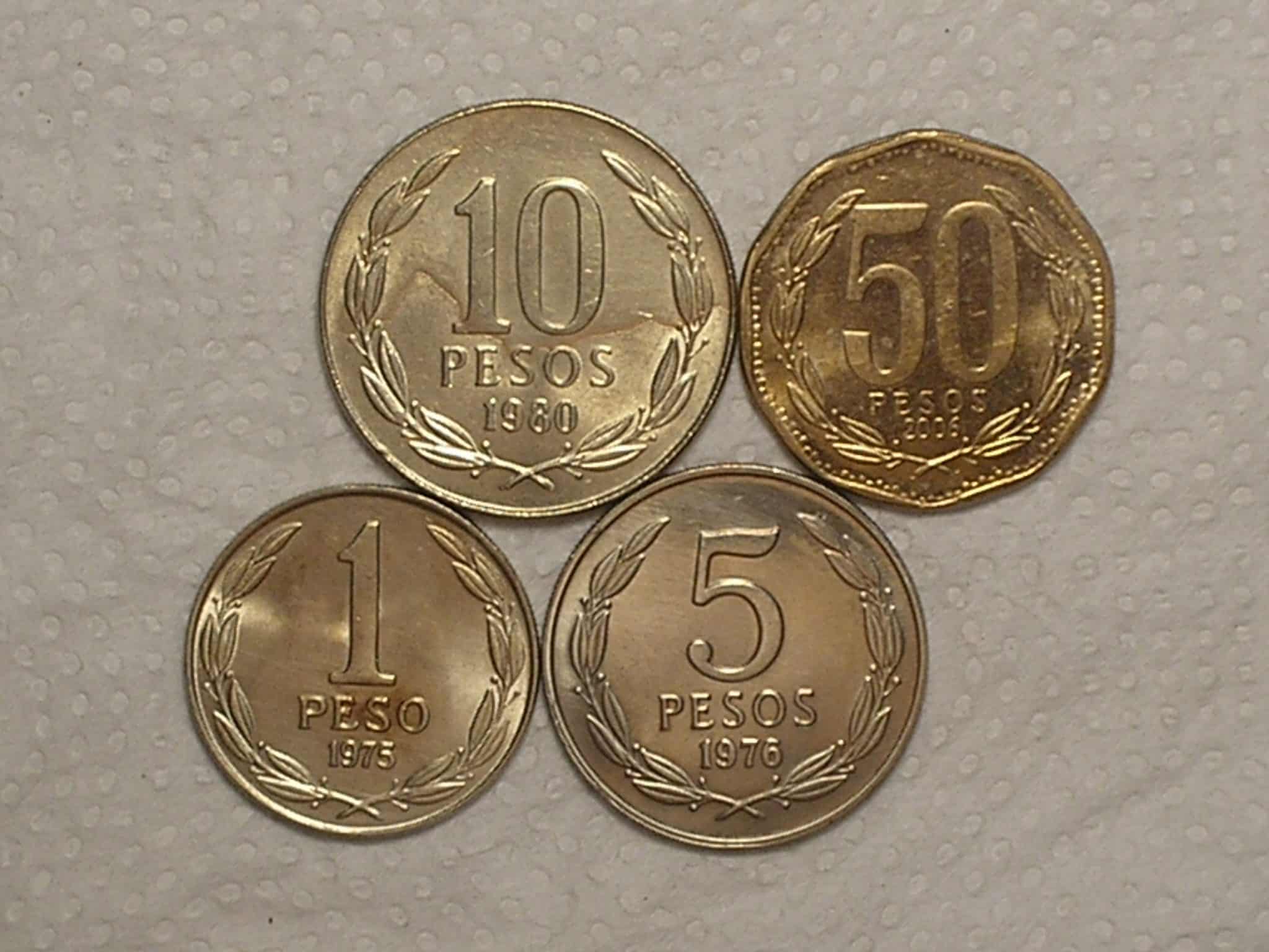 Chile) 1 / 5 / 10 / 50 Pesos - 1975 / 1976 / 1980 / 2006 / S/Fc / box47