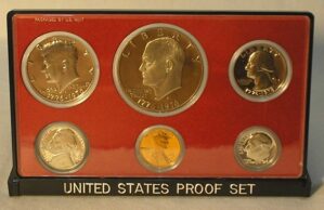 . Estojo Mint Set Proof - 1976-s San Francisco / com 6 Moedas / comemorativa do Bicentenário - Eisenhower / Estojo fica em pé / cod.ems1
