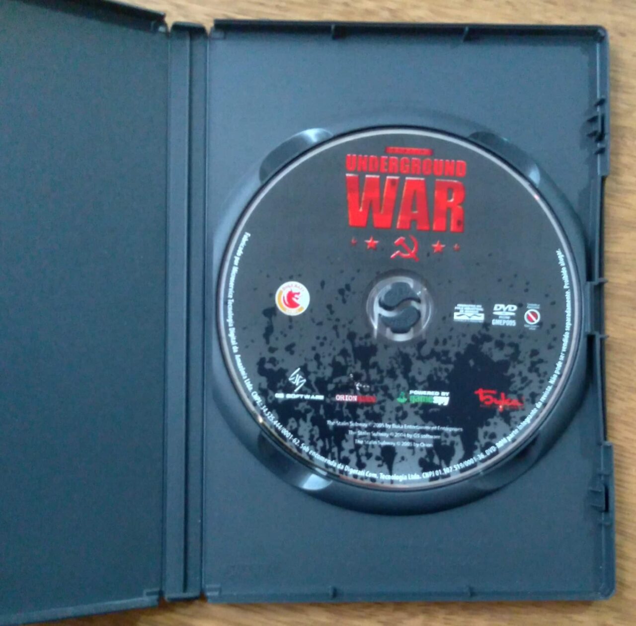 | Casa do Colecionador Jogo Computador PC dvd Stalin Underground war. Ação total com tiros.