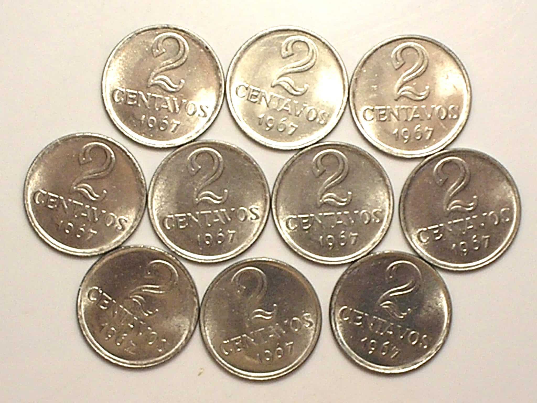 10 Moedas de 2 Centavos de 1967 Flor de Cunho - Raro no estado