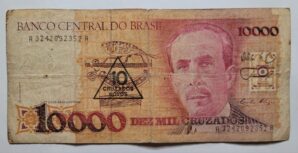 10.000 (Dez Mil Cruzeiros) com carimbo de 10 Cruzados Novos - Cédula C202 - BC (Ano 1989)