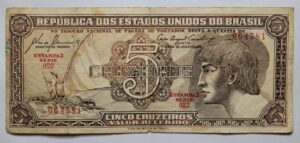 5 (Cinco Cruzeiros) Índio - Cédula C111 - MBC - Série 022 - Nº 0864581 (Ano 1961)