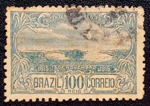 Comemorativos - RHM C0010 A (Usado - Variedade) 100 Réis - Tricentenário de Cabo Frio/RJ - 13/11/1915 (Selos da República)