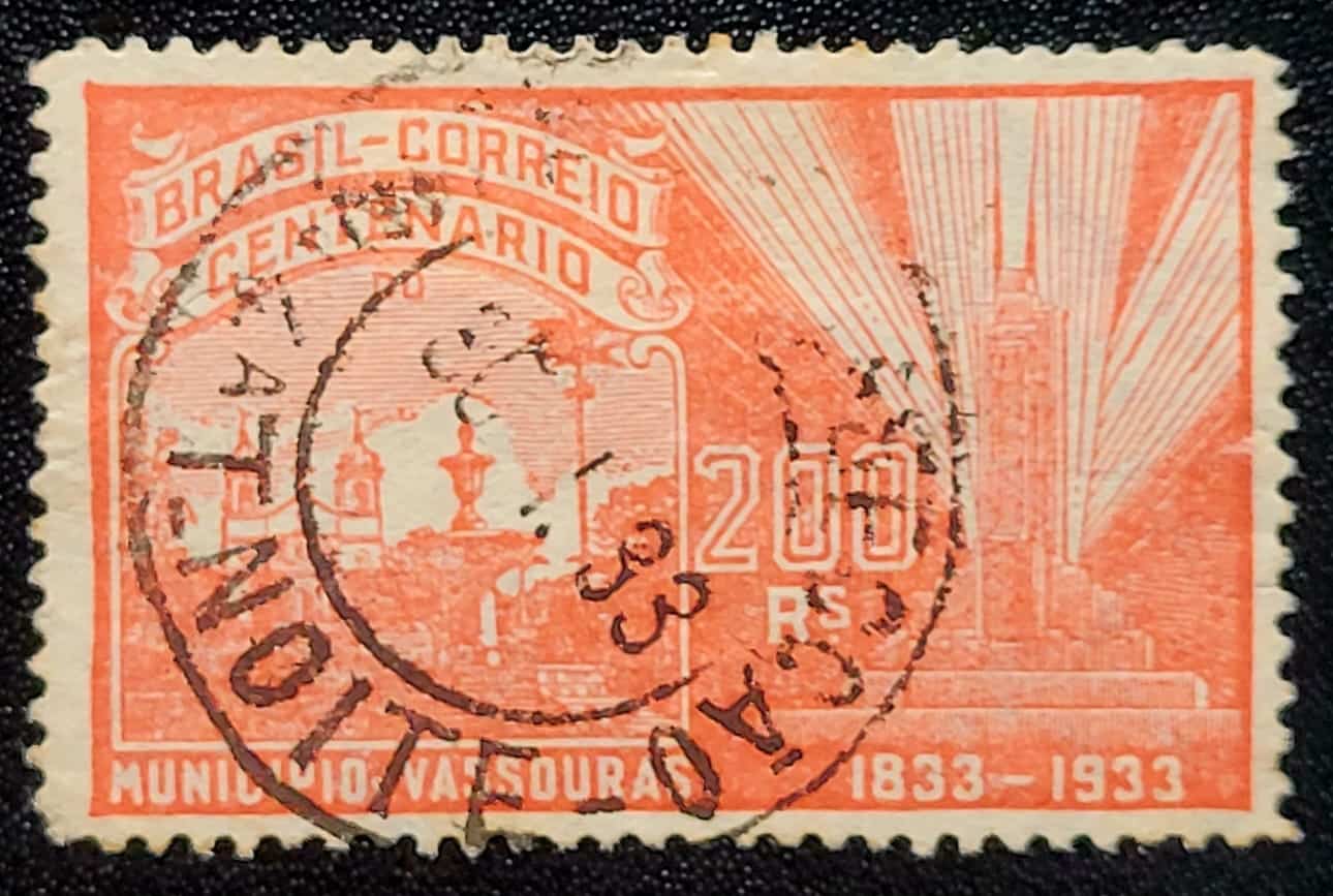 Comemorativos - RHM C0057 (Usado) 200 Réis - Centenário de Vassouras/RJ - 15/01/1933 (Selos do Brasil)