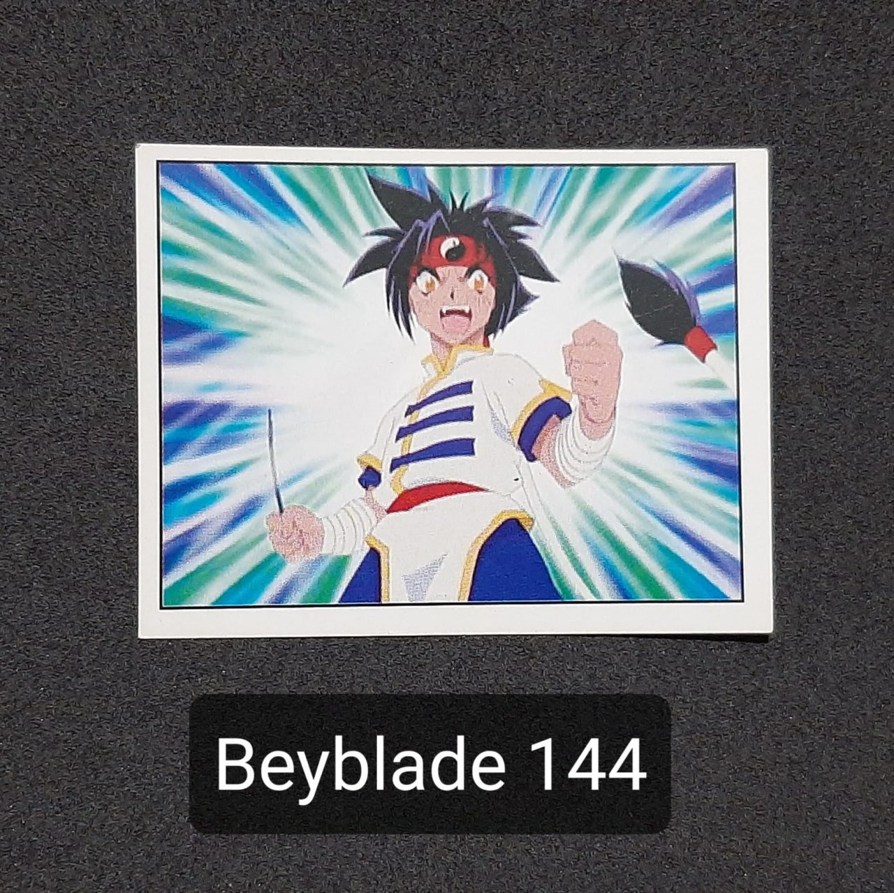Figurinhas Beyblade