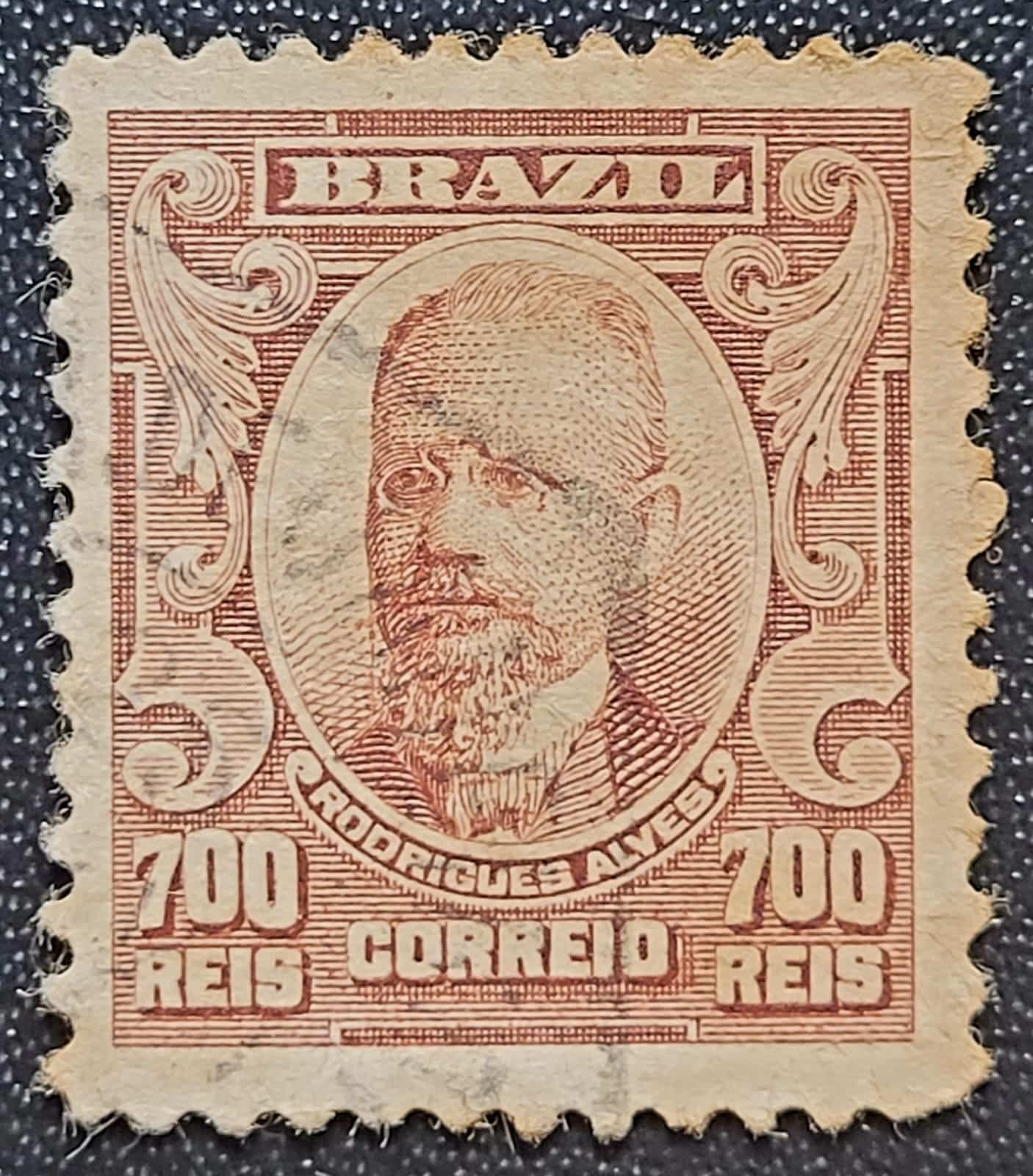 Regulares - RHM 145 (Usado) Alegorias Republicanas - 700 Réis - 10/11/1906 (Selos da República)