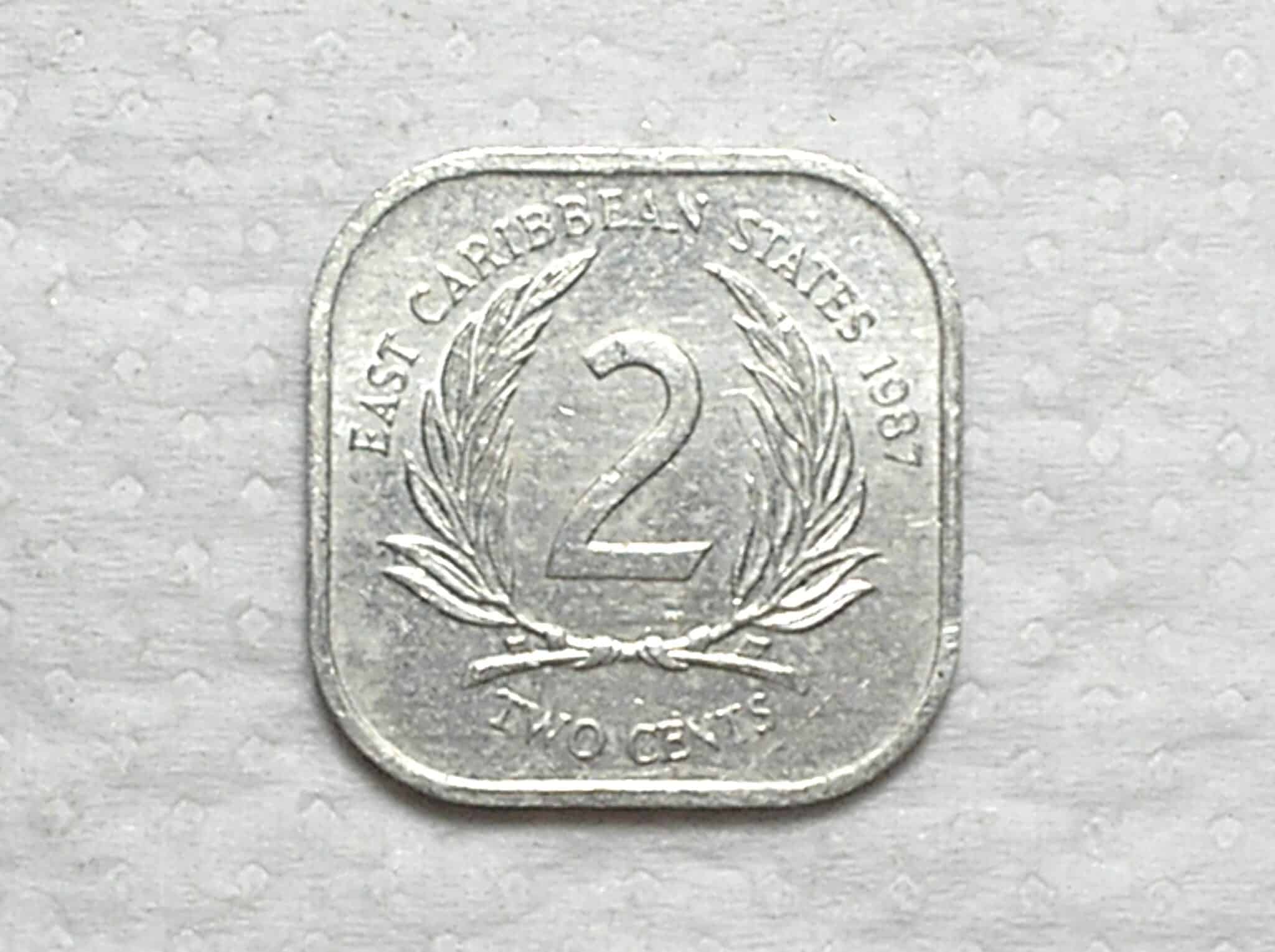 East Caribbean States 2 Cents 1987 Quadrada Sob Al Boc49 2