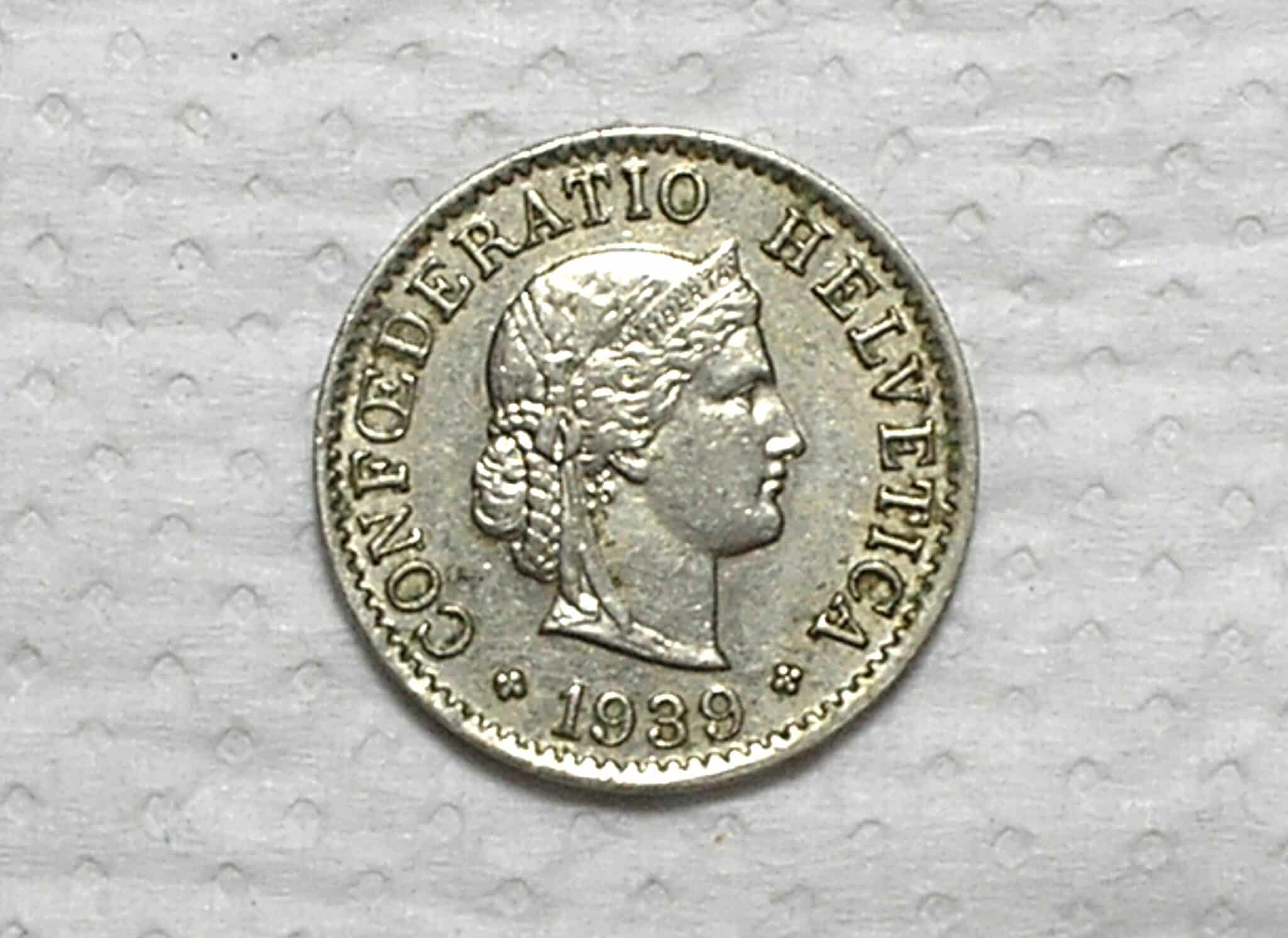 Suiça) 5 Rappen - 1939-b / 17.1 mm - 2g. / Niquel / box49
