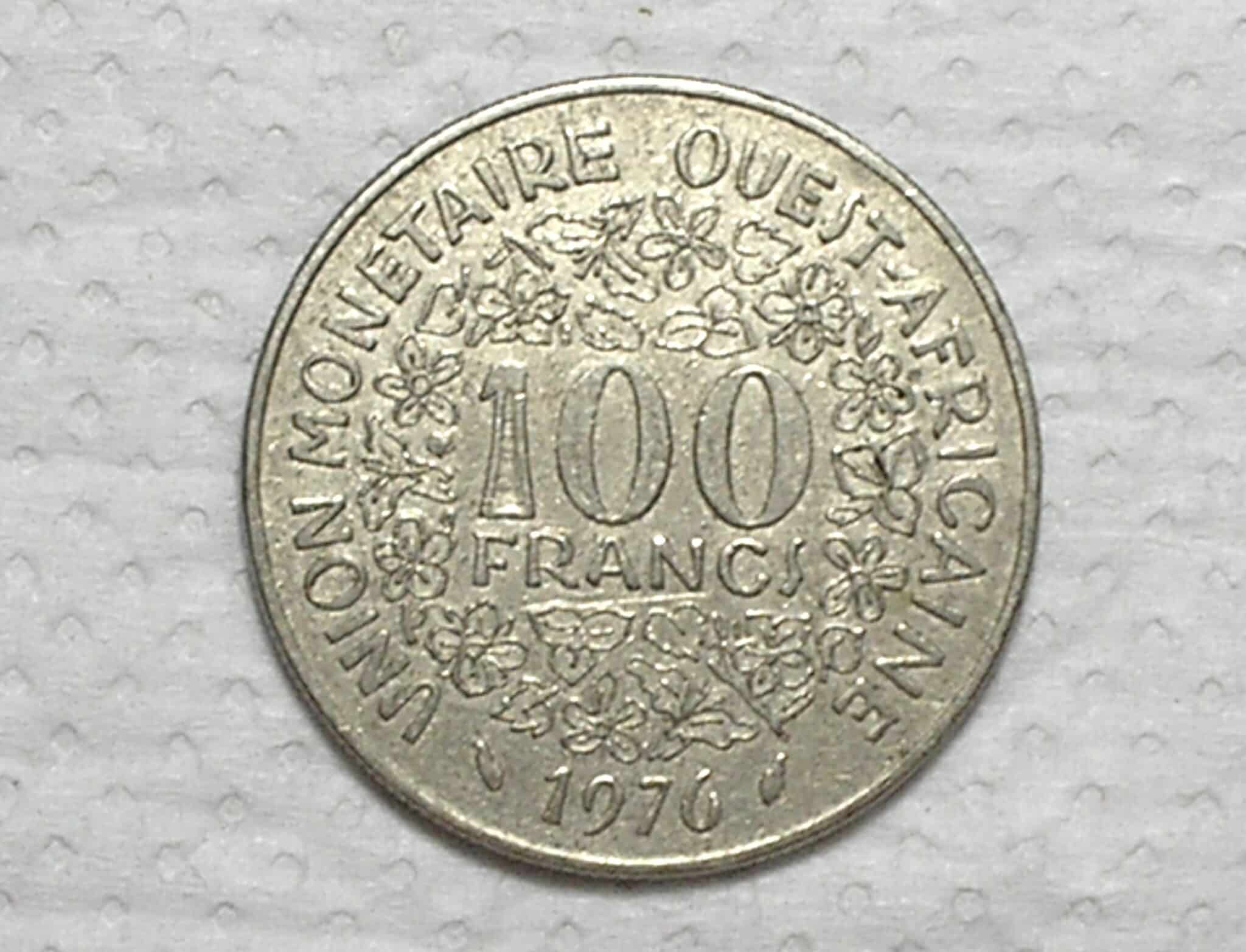 West African States) 100 Francs - 1976 / Sob / Niquell / box49