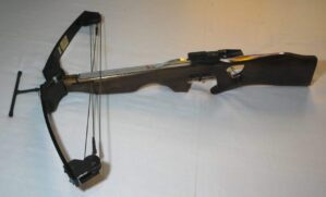 - Imperdível Promoção : Besta Barnett Master - Coronha de madeira nobre com 5 flechas - esporte ao alvo - profissional.. Belíssima peça também para exposição, decoração e enfeite do ambiente - Funciona se souber usar - Somente retirada no local