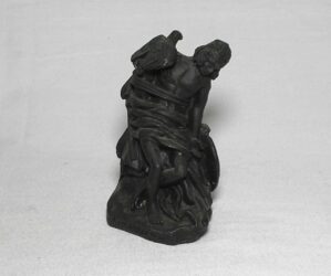 - Imperdível Promoção - Escultura de Cuchulainn. figura do folclore Medieval da Mitologia Irlandesa. Esculpido em madeira.