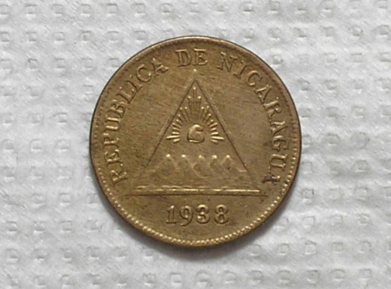Nicaragua) 1 Centavo - 1938 / 5g / Co/Ni / S/Fc / box53
