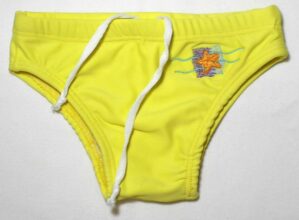 Sunga infantil forrado com cadarço e decoração lateral, veste menino de 1 a 2 anos