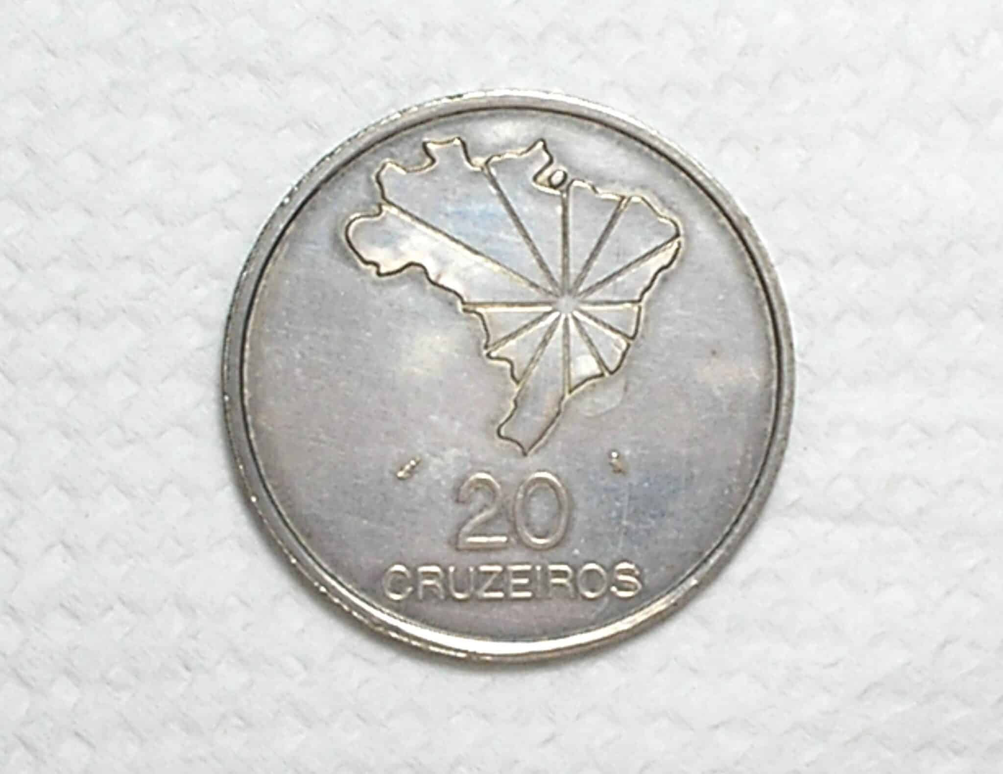20 Cruzeiros - 1972 / Módulo Maior de 35 mm / Prata / Flor de Cunho / Cod.300
