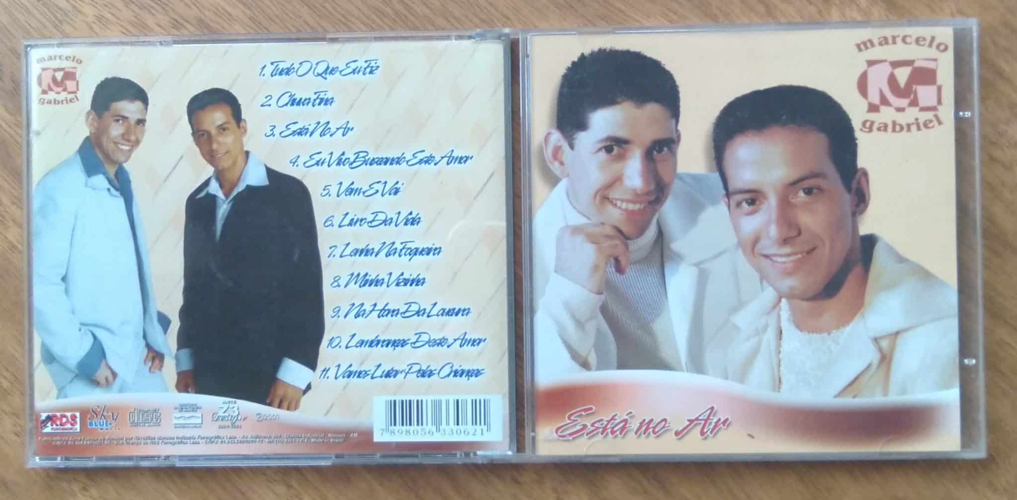 Cd Marcelo e Gabriel. Esta no ar. Tudo o que fiz. Livro da vida.