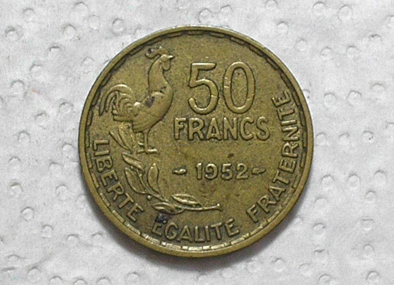 França) 50 Francs - 1952 - Galo / G. Guiraud / 27mm - 8g. / Bz/Al / box56