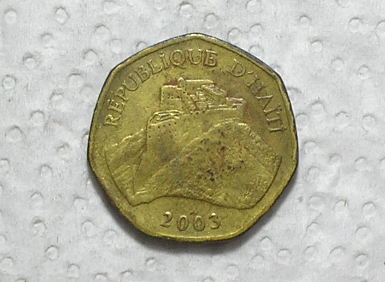 Haiti) 1 Gourde - 2003 / 23mm - 6,3g. / Poligonal / Bras/St. box56