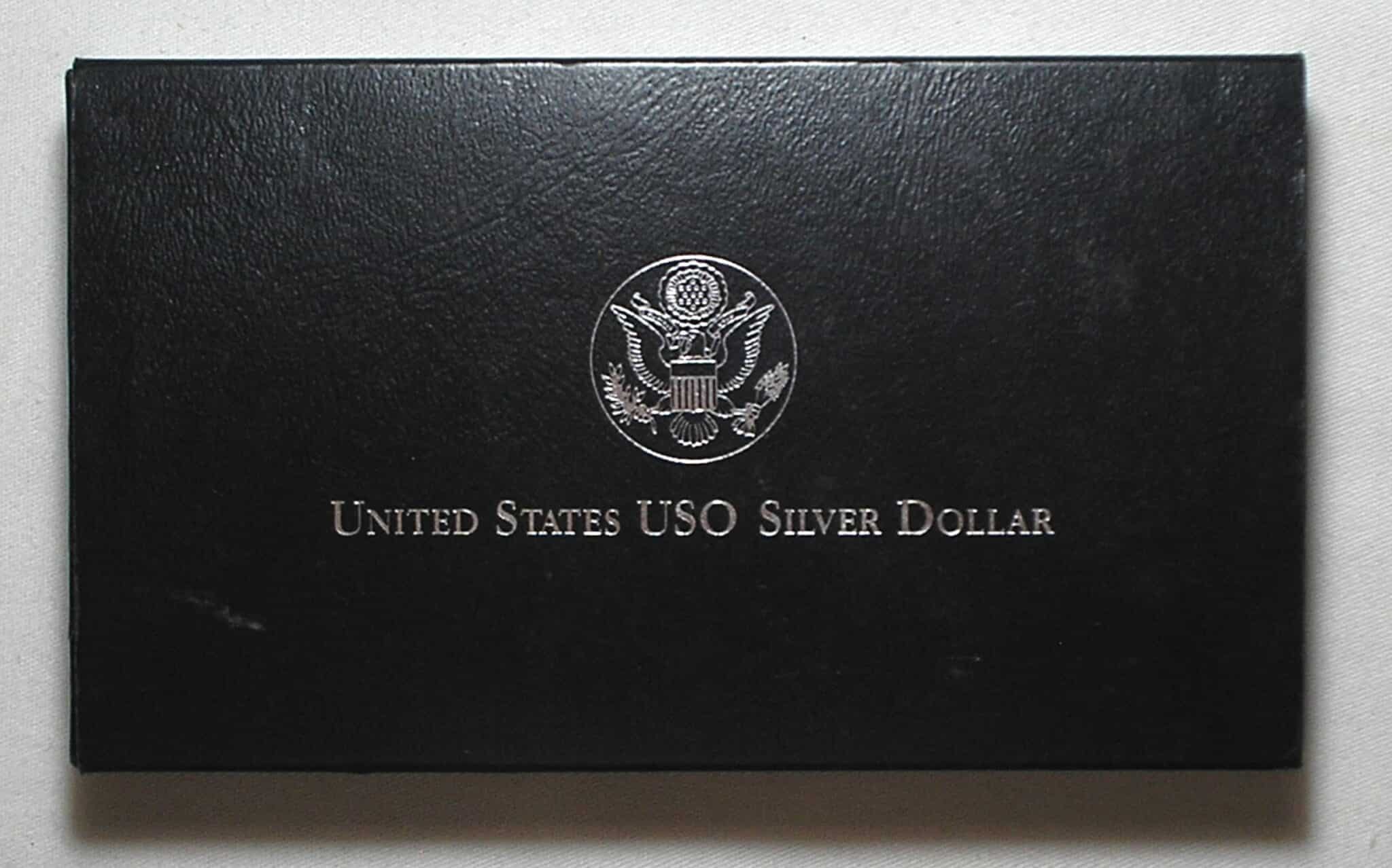 Usa) Estojo 1 Dollar - 1991-S "Comemorativa aos 50 anos do USO - United Service Organization" / Prata Proof / cod. ems.2