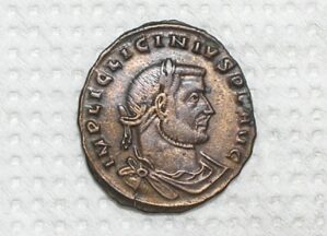 - Grego Romana) Plubius - Flavius Claudius Galerius Lucianus / 263-Ad / Bz / Mbc/S