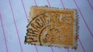 SELO 100 RÉIS COM CARIMBO PIRACICABA LOTE 960 .