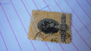 SELO 200 RÉIS COM CARIMBO SANTOS LOTE 939 .