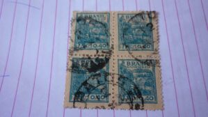 SELO QUADRA CR$0,40 COM CARIMBO PATOS LOTE 1101 .