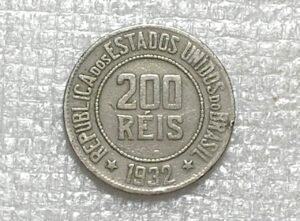 200 Réis - 1932 / Data escassa / República / Cu/Niquel