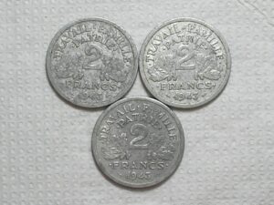 França) 2 Francs - 1943 / 27mm / 3 moedas / Al / box64