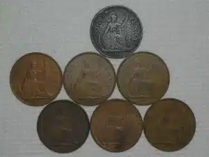 Inglaterra) 1 Penny - 1961 / 1962 / 1962-falsa da época / 1964 / 1965 / 1966 / 1967 - Bronze / m510