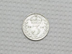 Inglaterra) 3 Pence - 1916 / Georgivs V / Sob / Prata / m520