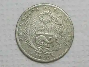 Peru- Lima) 1/2 Sol -1928 / Prata / Mbc / m530