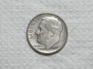 Usa) 10 Cents - 1953-D / Roosevelt / Mbc / Prata / box65